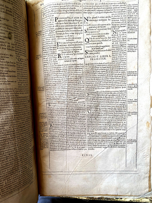 3 Werke im Folioformat aus Hirschleder, gedruckt 1612 in Köln von Stéphanus Gamonetus