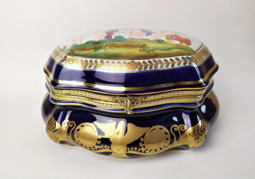 Grande Boîte En Porcelaine  Peinte