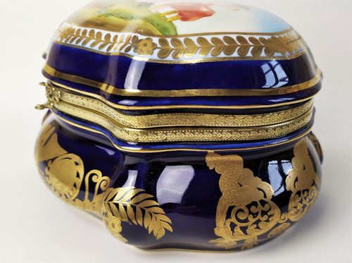 Grande Boîte En Porcelaine  Peinte