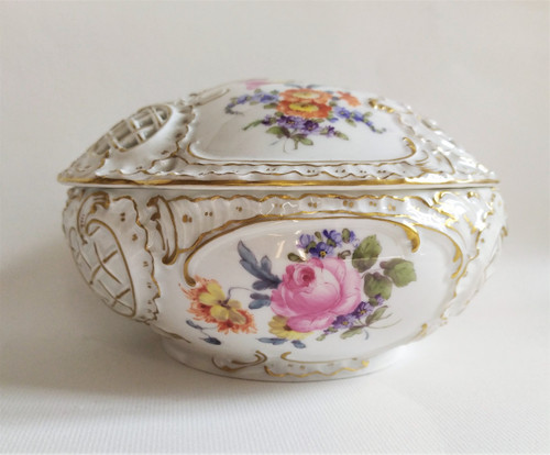 Carl Schumann Porcelain Jewelry Box Hand Painted 