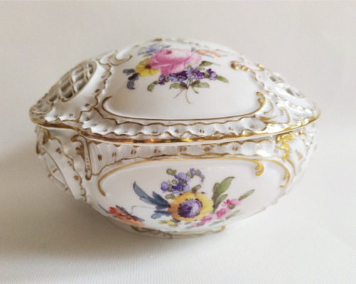 Carl Schumann Porcelain Jewelry Box Hand Painted 
