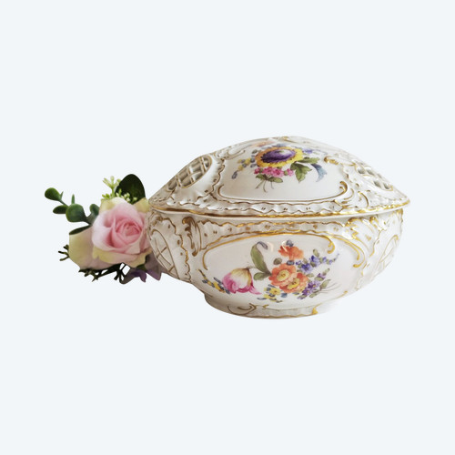 Carl Schumann Porcelain Jewelry Box Hand Painted 