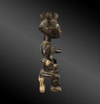 STATUETTE de REINE Culture Attié, Côte d’Ivoire Première moitié du XXème siècle