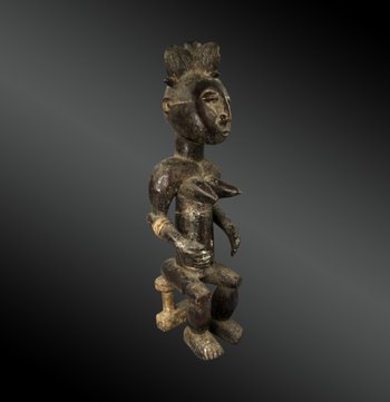 STATUETTE de REINE Culture Attié, Côte d’Ivoire Première moitié du XXème siècle
