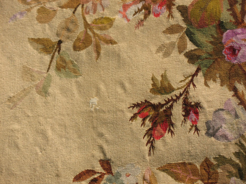 Grande arazzo Aubusson con decoro floreale policromo, XIX secolo