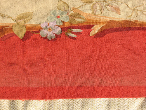 Grande arazzo Aubusson con decoro floreale policromo, XIX secolo