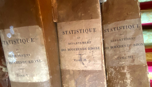 3 volumi in 4 non rifilati della "Statistica del dipartimento delle Bocche del Rodano dedicata al Re da M. le Comte de Villeneuve". Marsiglia 1821