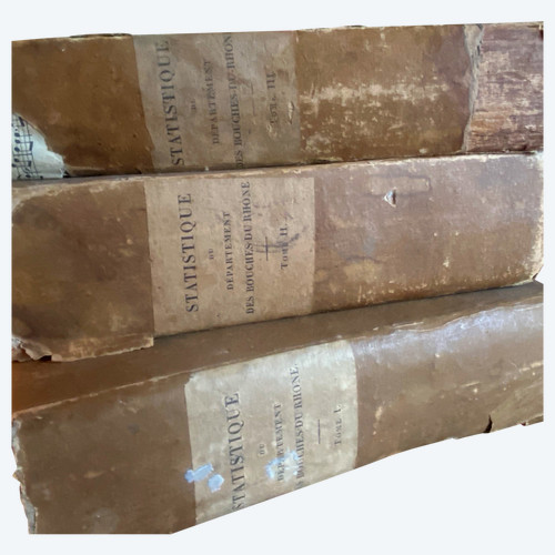 3 volumi in 4 non rifilati della "Statistica del dipartimento delle Bocche del Rodano dedicata al Re da M. le Comte de Villeneuve". Marsiglia 1821