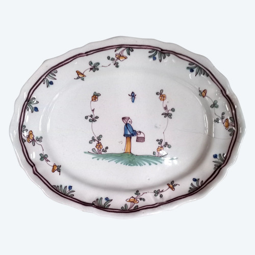 Moncaut earthenware dish