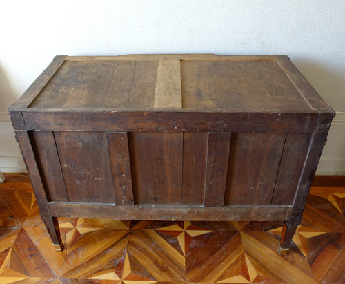 Griechischer Kommodenübergang aus der Zeit Ludwigs XV. mit Intarsien aus Palisander – um 1770