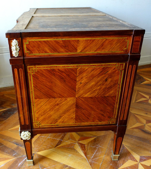 Griechischer Kommodenübergang aus der Zeit Ludwigs XV. mit Intarsien aus Palisander – um 1770
