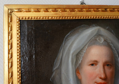 Grande coppa traforata Porcelaine De Paris dorata in oro di epoca Impero con base in finto marmo