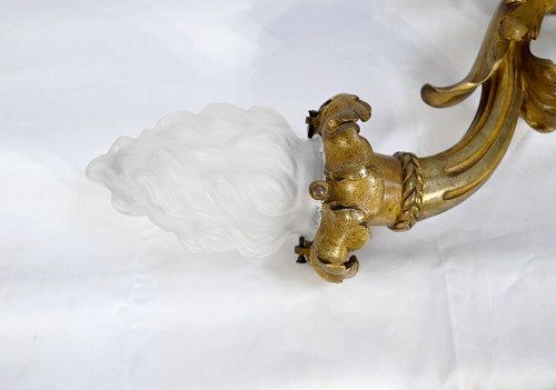 Important Flambeau en Bronze doré, Style Louis XVI, Époque Napoléon III – Milieu XIXe