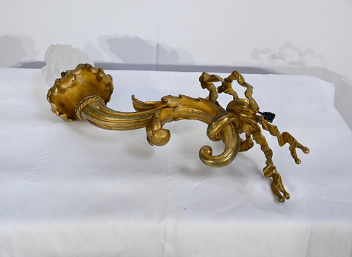 Important Flambeau en Bronze doré, Style Louis XVI, Époque Napoléon III – Milieu XIXe