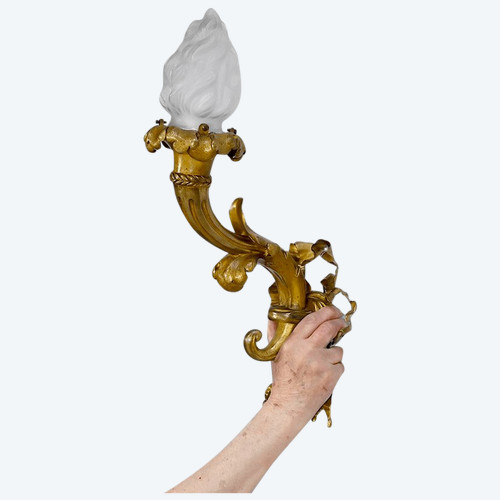 Important Flambeau en Bronze doré, Style Louis XVI, Époque Napoléon III – Milieu XIXe