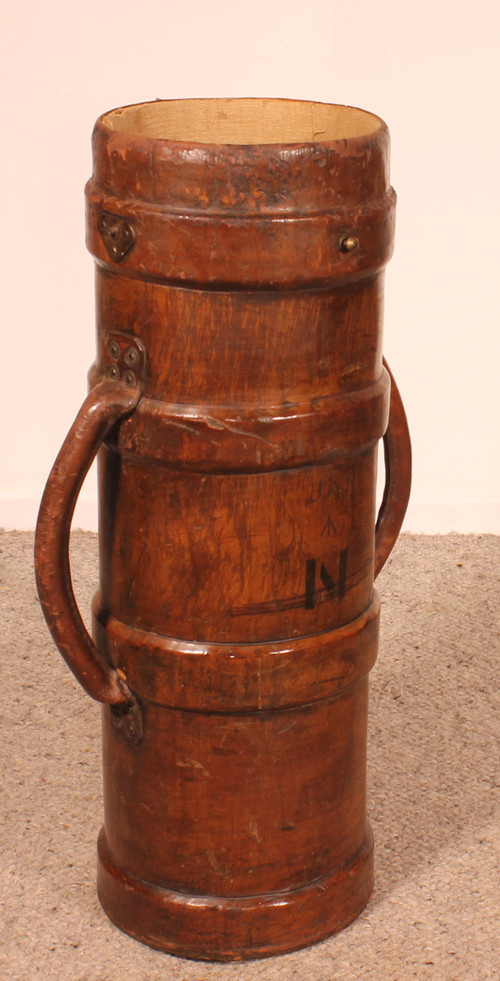 Ancien Porte Munitions Idéal Comme Porte Parapluie Ou Canne circa 1900