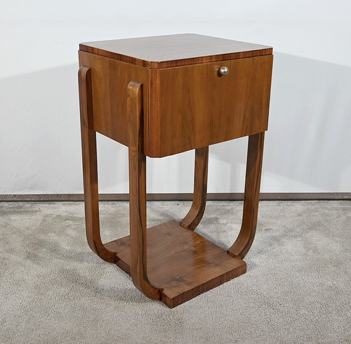 Petite Table Art Déco en Noyer – 1930