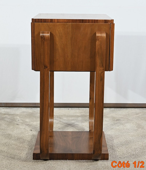 Petite Table Art Déco en Noyer – 1930