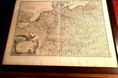 Belle carte à rehauts d'aquarelle de l'Allemagne  milieu XVIIIème par Mr Rizzi Zannoni de la Société Royale de Goltingue . A Paris chez Lattré