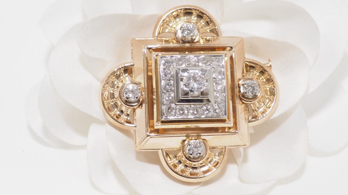 Broche pendentif en or jaune et diamants