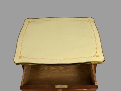 TABLE D APPOINT DE SALON DE STYLE LOUIS XV ESTAMPILLÉE " J.VAITTY " EN NOYER