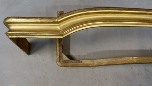 Coppia Di Mantovane In Legno Dorato, XIX Secolo