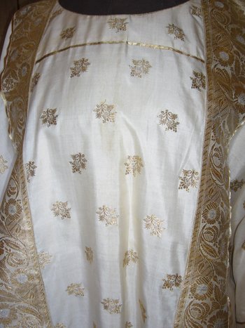 Ancient pontifical in silk brocade, India