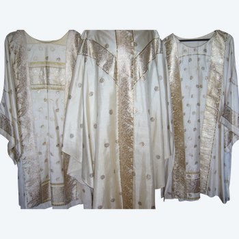 Ancient pontifical in silk brocade, India