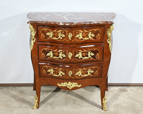 Petite Commode-Tombeau en Palissandre et Bois de Violette, style Transition Louis XIV  Louis XV – Début XXe