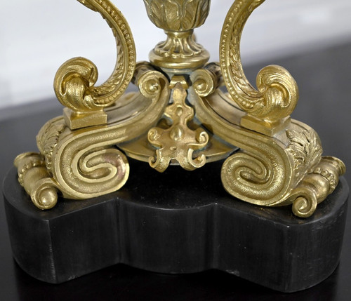 Coppia di Candelabri in Bronzo Dorato, Periodo Restauro – Inizio XIX Secolo