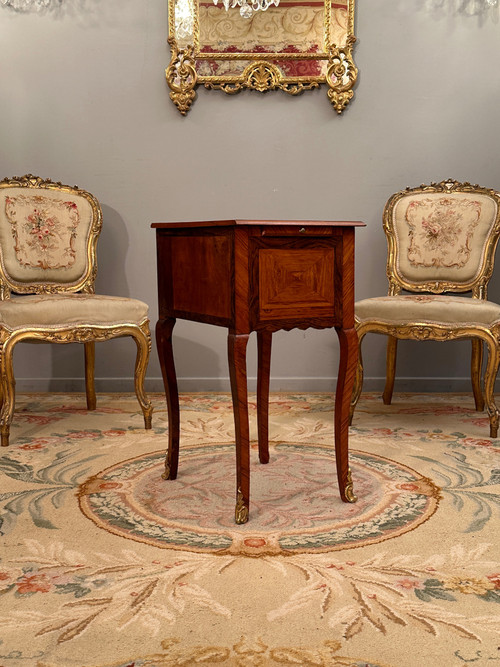 Petite Table Chiffonniere En Marqueterie d'Epoque Louis XV Vers 1730