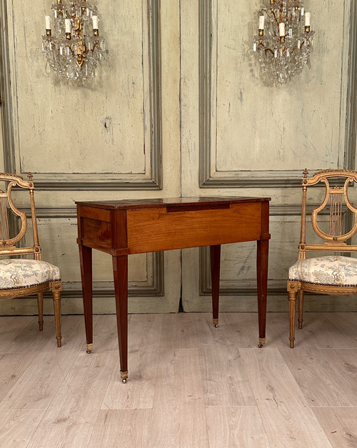 Mahogany Dressing Table Château Brand Louis XVI Period Circa 1780