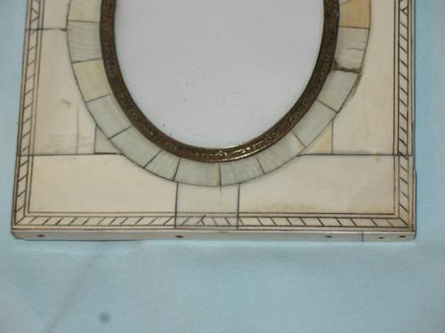 Piccola cornice per miniatura in intarsio del periodo Napoleone III del XIX secolo