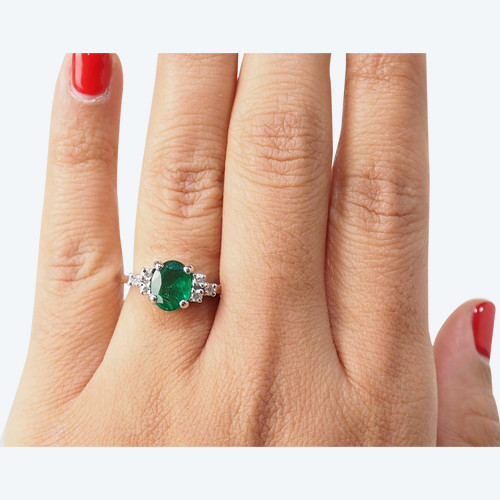 Yellow gold emerald and diamond ring Rings Antikeo