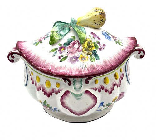 Ancienne soupière terrine barbotine poire faience de l'est Strasbourg