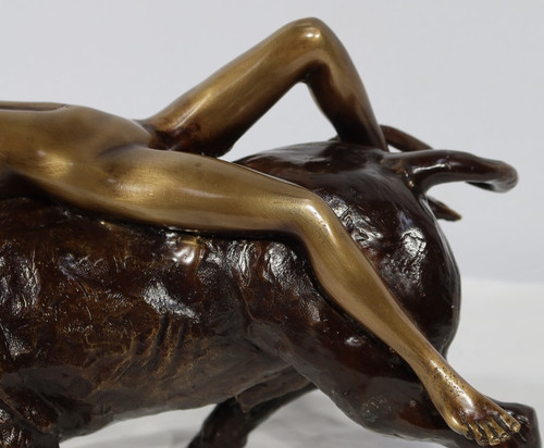 Bronze „Die Göttin Europa trifft den Stier“, signiert Majera – 20. Jahrhundert