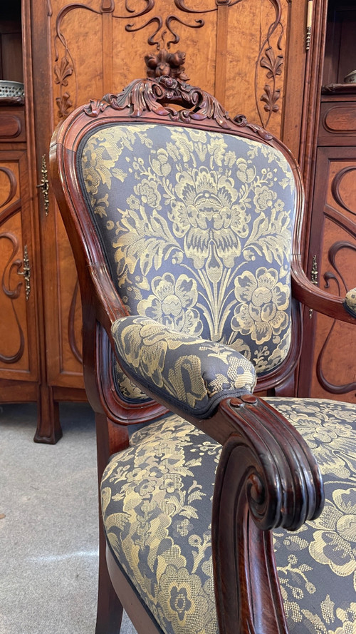 Louis XV style Armchair « à la reine », 19th Century