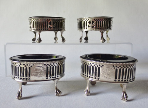 Saliere in argento dell'inizio del XIX secolo.