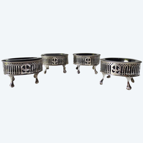 Saliere in argento dell'inizio del XIX secolo.