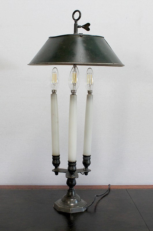 Rara lampada in bronzo, spirito Bouillotte – Inizio XX secolo