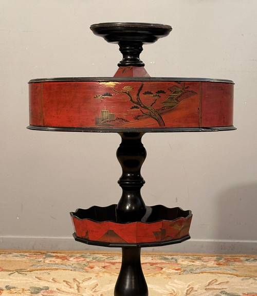 Maison Giroux, Tavolino da servitore giapponese Periodo Napoleone III 1870 circa