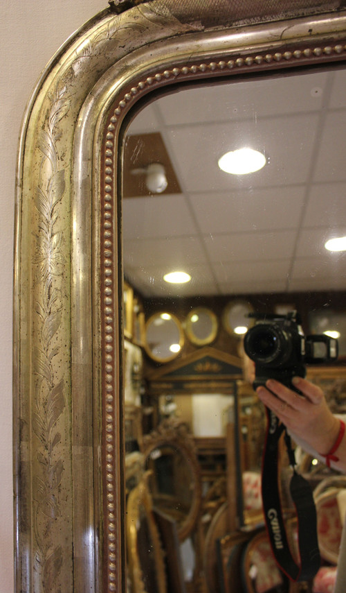 Specchio da camino in foglia d'argento in stile Luigi XV 80 x 114 cm