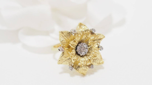 Anello vintage in oro giallo e diamanti