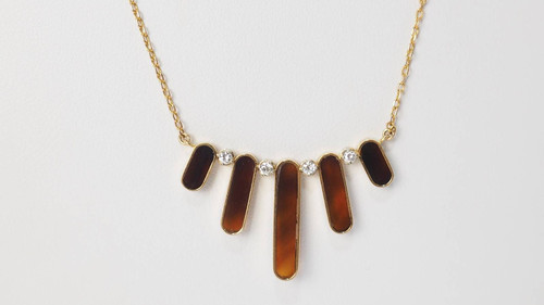 Collier en or jaune, Ecaille de Tortue et diamants