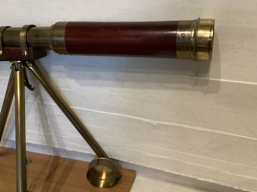 Coppia di cannocchiali da osservazione