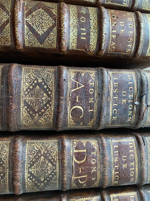 Deux fois trois volumes in folio de Droit et de Justice , Lyon 1689/1708  - et Paris 1725 Une belle réunion de deux Ouvrages