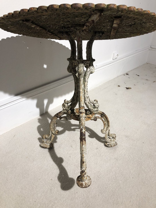 Gueridon-table En Fonte De Jardin End XIXéme