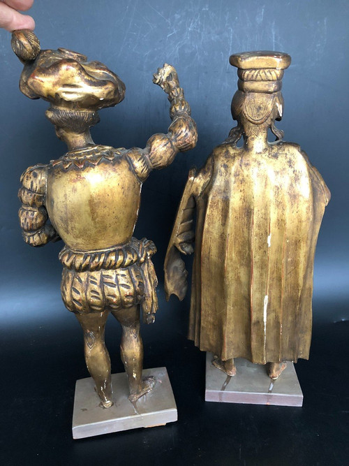 Coppia di sculture in legno dorato del XIX secolo