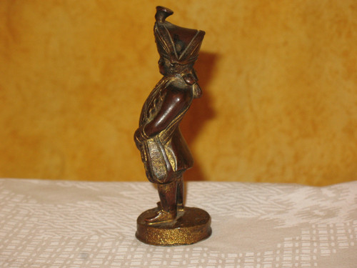 Scultura militare in bronzo, piccola vetrina, XX secolo