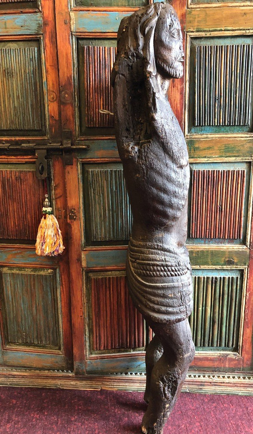 Grande Cristo ligneo Inizi del XVI secolo Altezza 130 cm